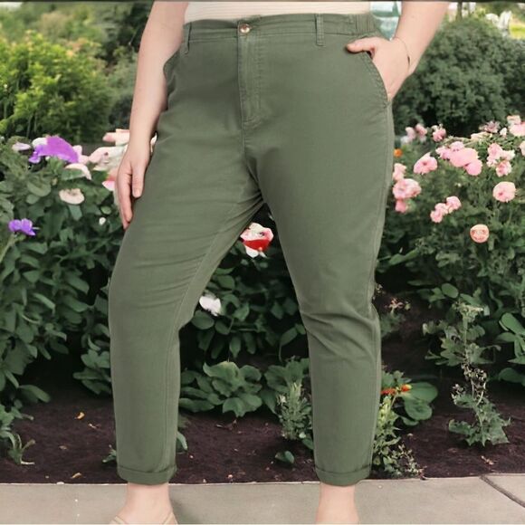 NWOT Old Navy High Waisted OGC Alpine Tundra Cuff Hem Chino Pants Plus Size 4X - Picture 13 of 13